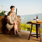 Tiny House - Glamping Paradise Skatlar 45722 Otočec