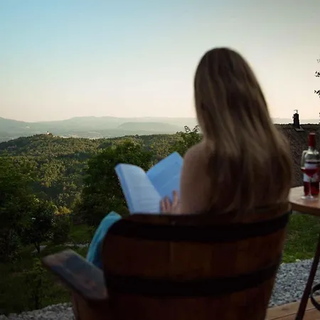 Tiny House - Glamping Paradise Skatlar 45722 Оточец