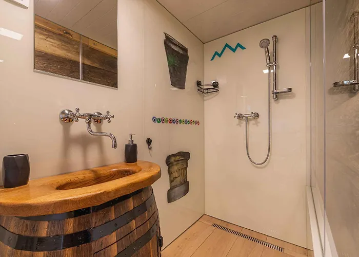 Tiny House - Glamping Paradise Skatlar 45722 Casa di campagna *